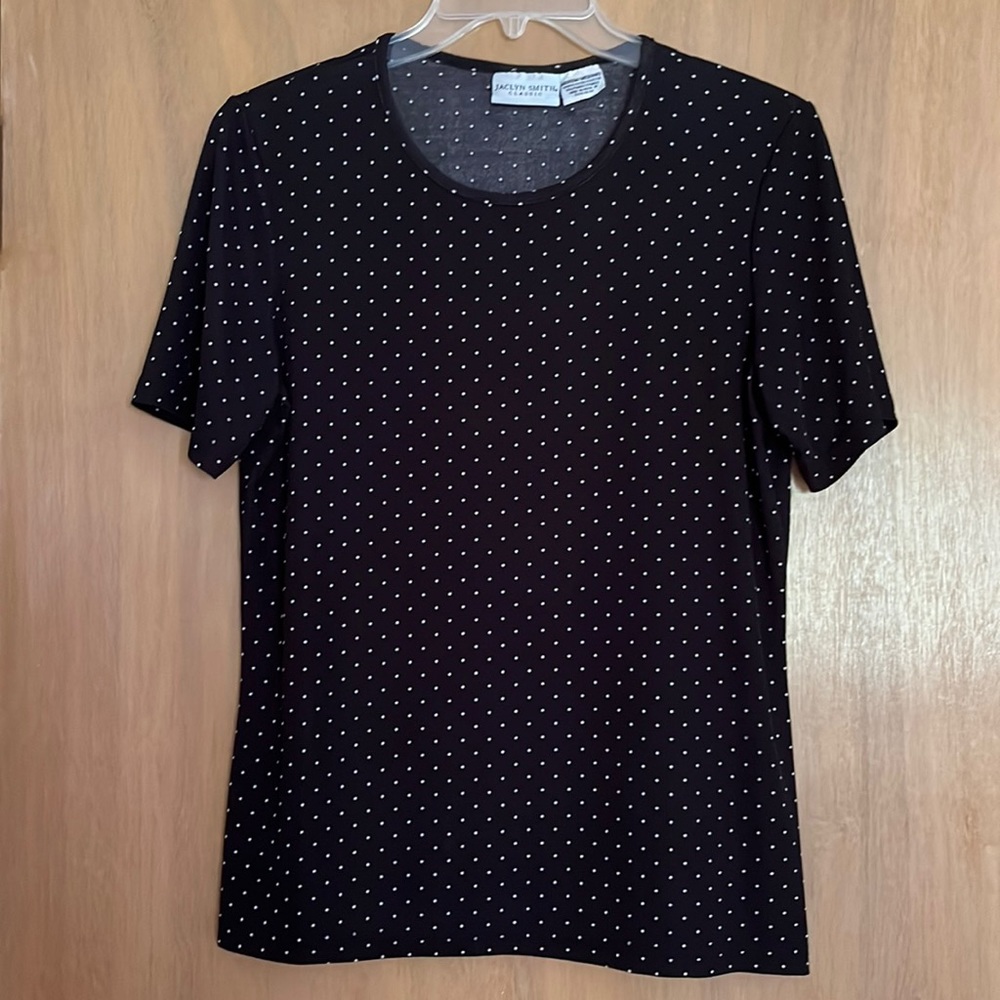 Jaclyn Smith Classic Black & White Polka Dot Short Sleeve Crew Neck Top